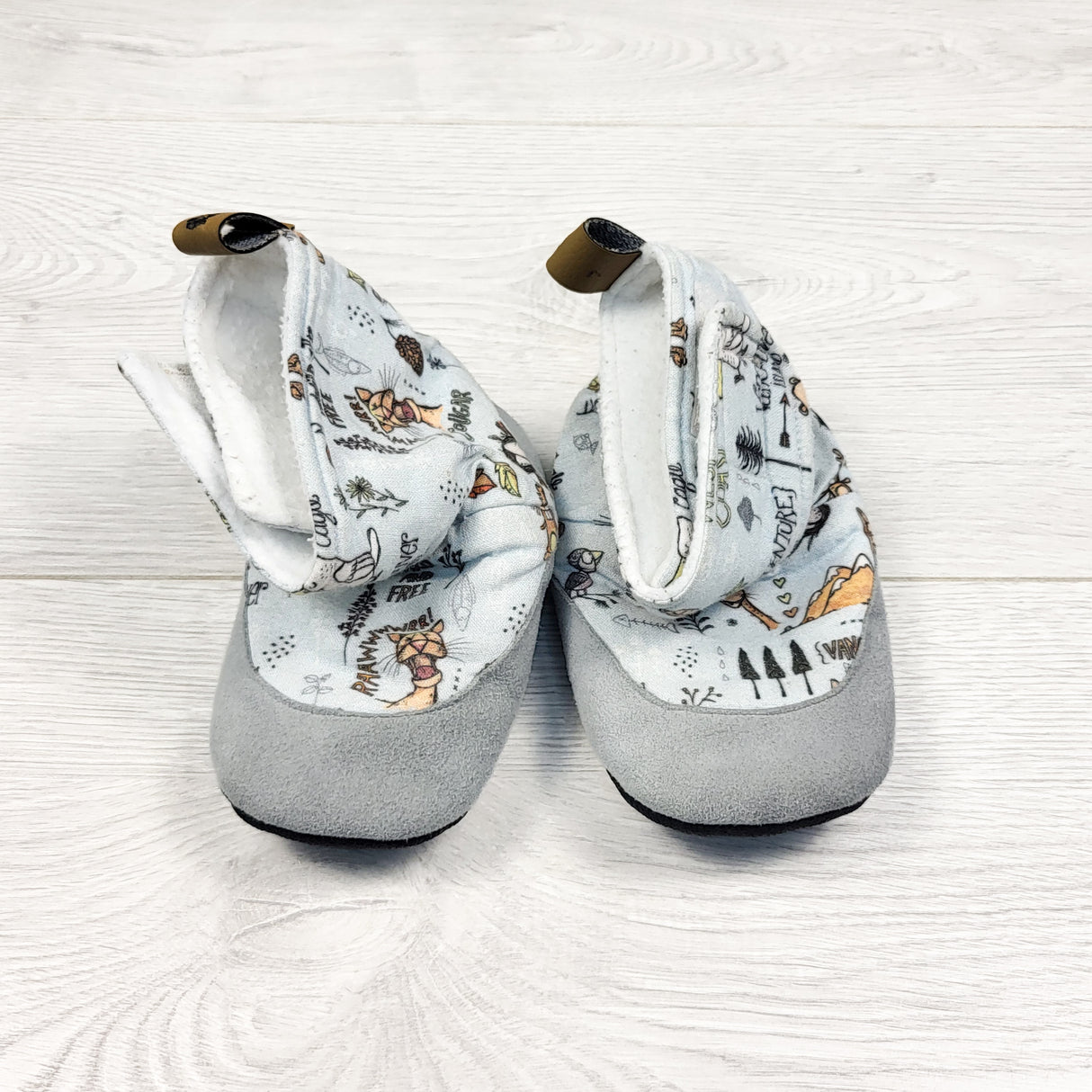 Little Wild Island handmade booties. Approx size 4 (infant)