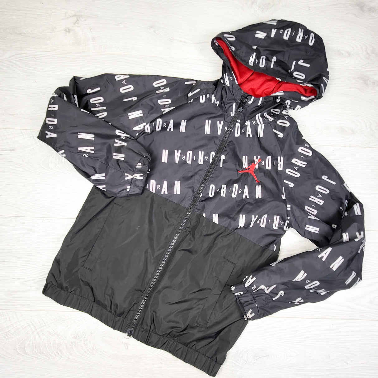 Nike Air Jordan hooded windbreaker jacket. Size 10/12