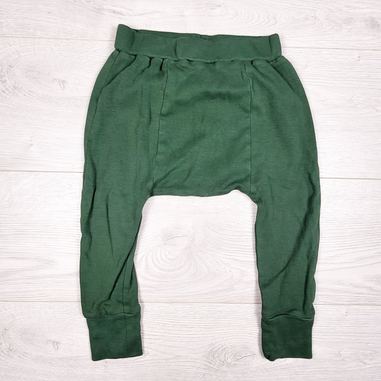 Parade Organics forest green harem pants. Size 3T