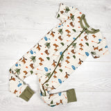 Parade Organics zippered sleeper / romper in "Oh Canada" print. Size 3T
