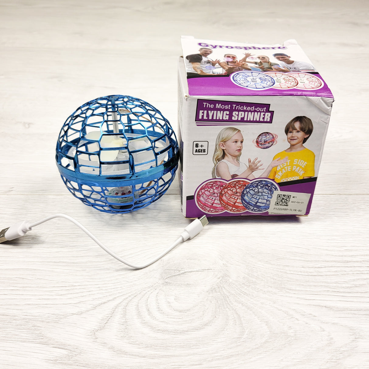 Gyrosphere Flying Spinner toy