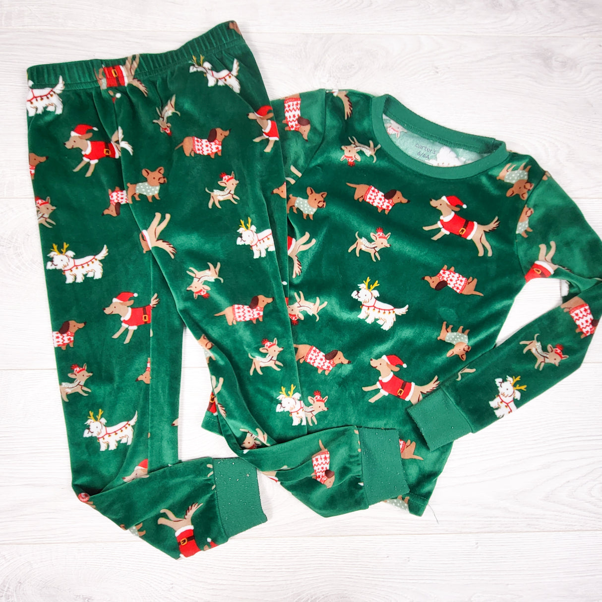 Carters green velour 2pc Christmas PJs. Size 6 - AS IS