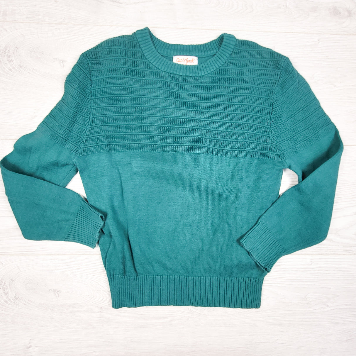 Cat and Jack green pullover sweater. Size 4/5T