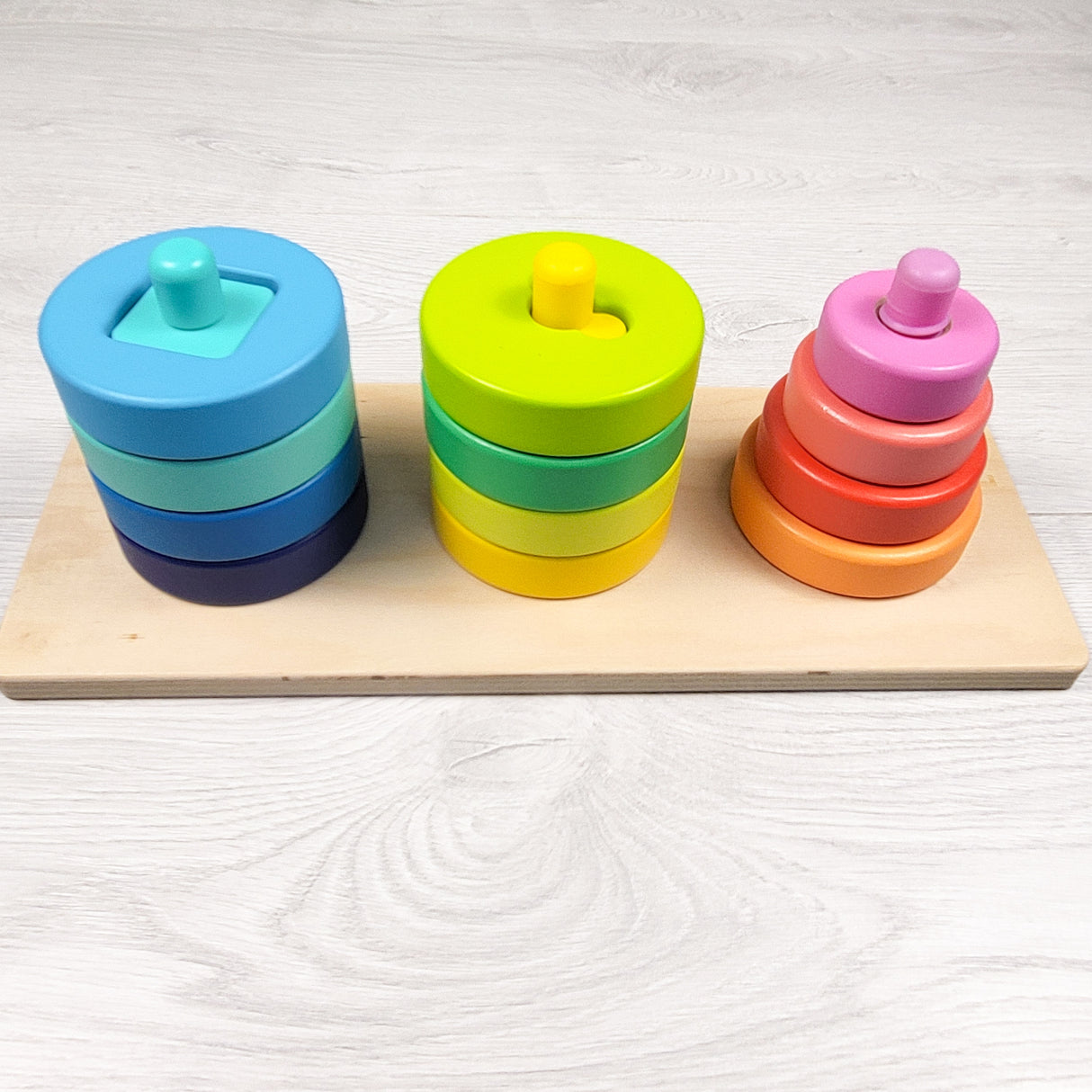 Lovevery "Twist & Pivot" Pattern Puzzle (sorry, no shipping)