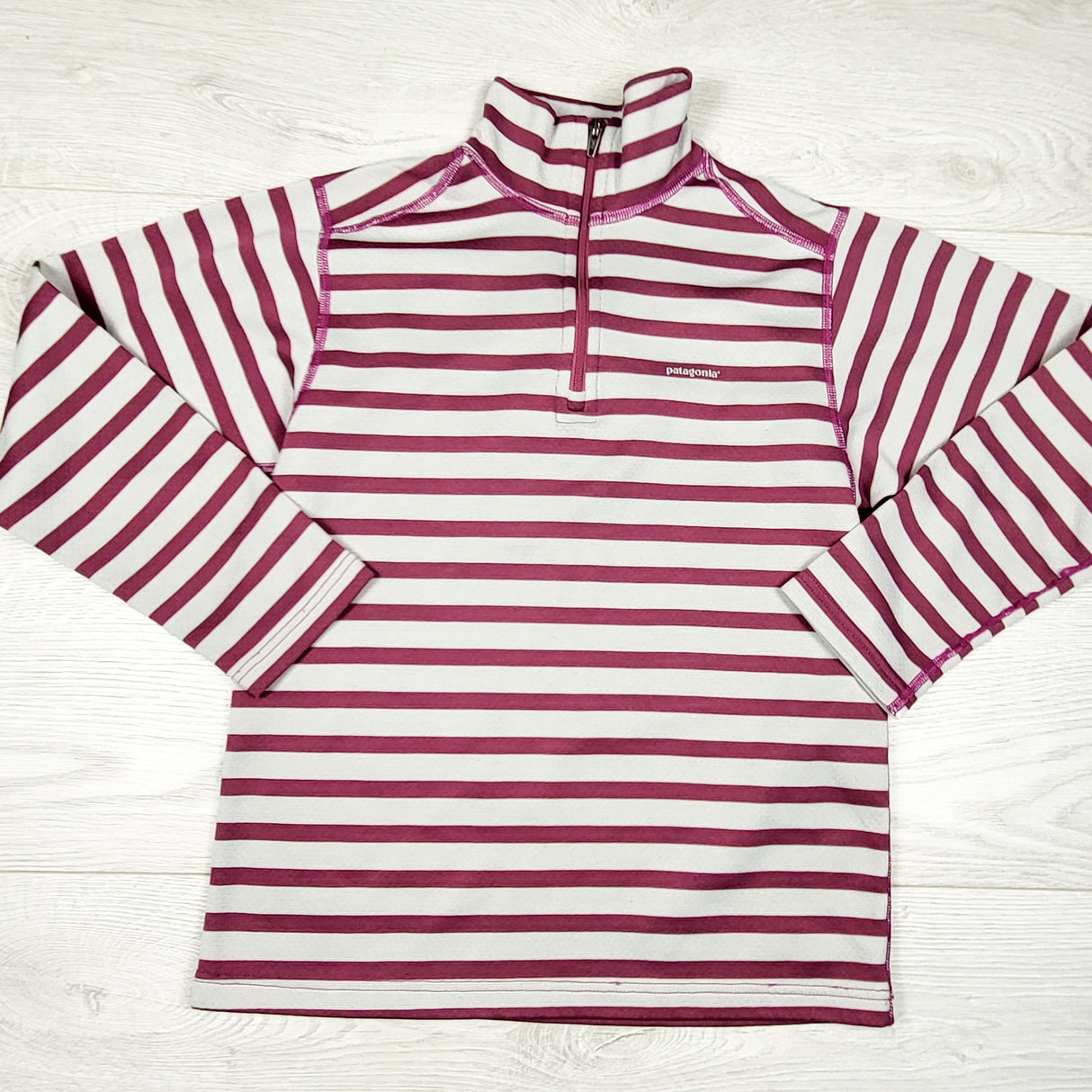 Patagonia Capilene 3 Midweight Zip-Neck Baselayer Shirt. Size 8