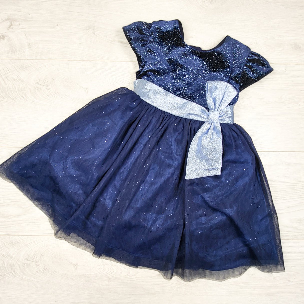 Jona Michelle navy special occasion dress with sparkles. Size 4T