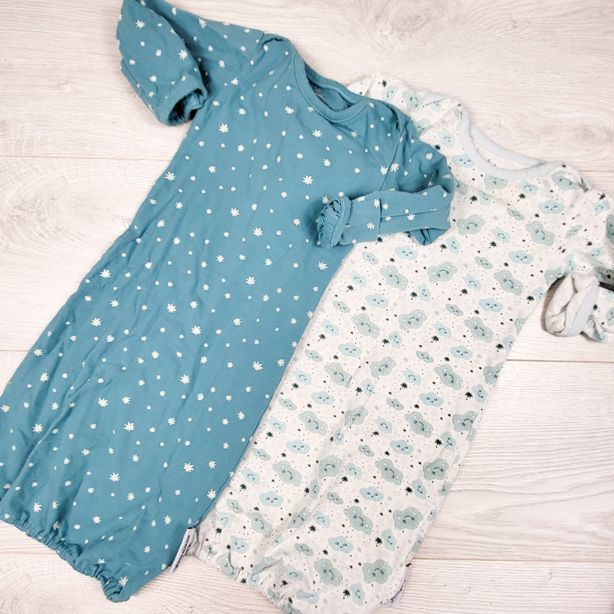 Miracle Baby 2pc sleep gowns. Size 0-6 months
