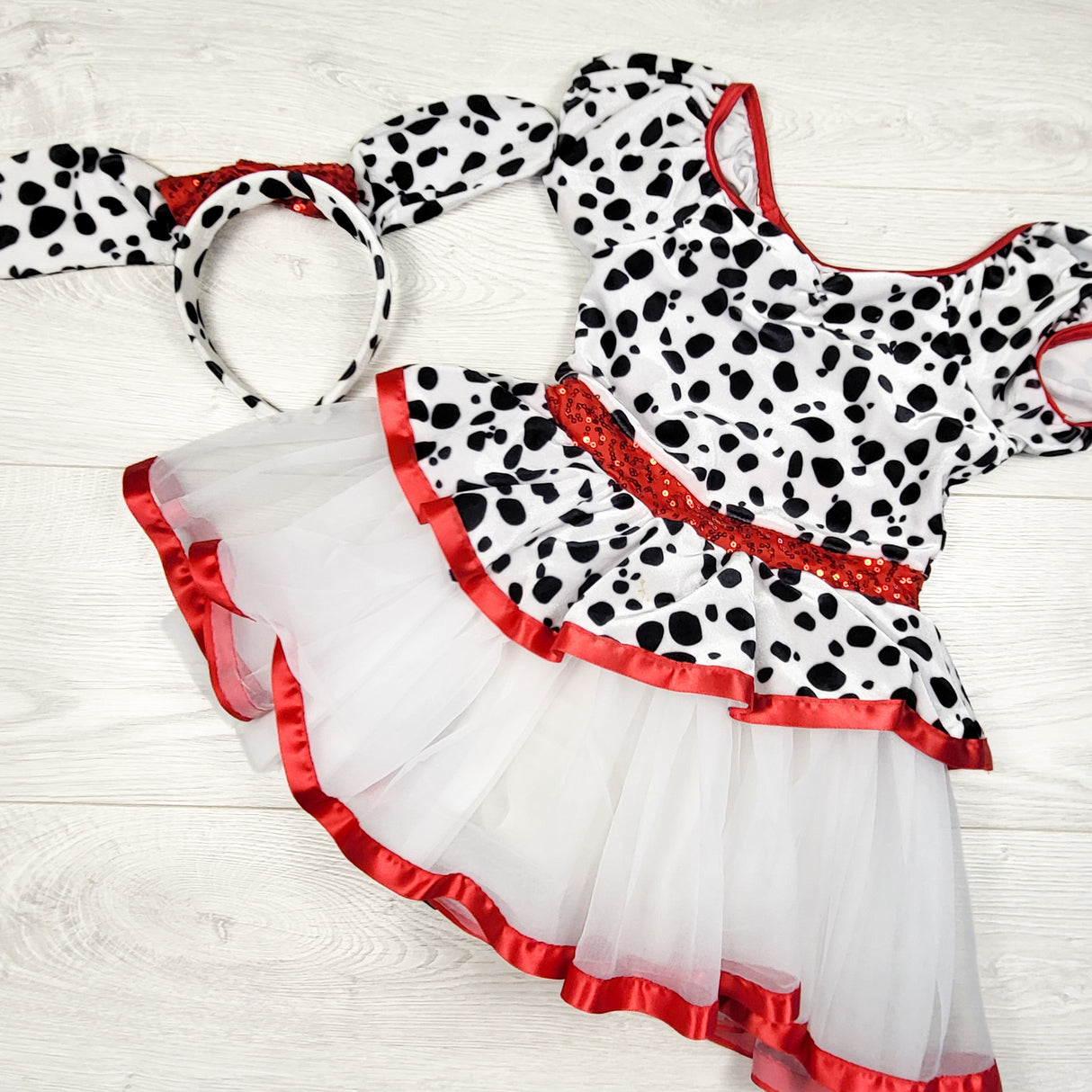 Weissman 2pc Dalmatian costume. Size small (6/6X) - AS IS