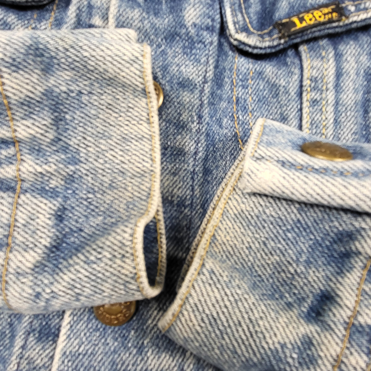 Vintage late 70s / early 1980s Lee Riders denim jacket. Size 7