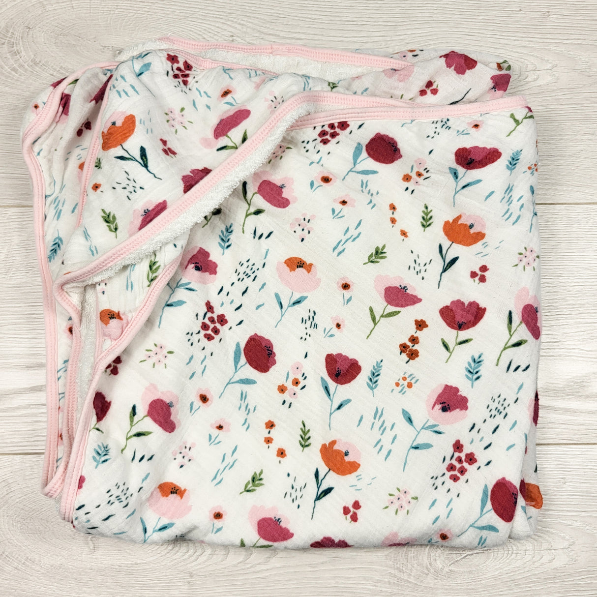 Loulou Lollipop floral print hooded towel