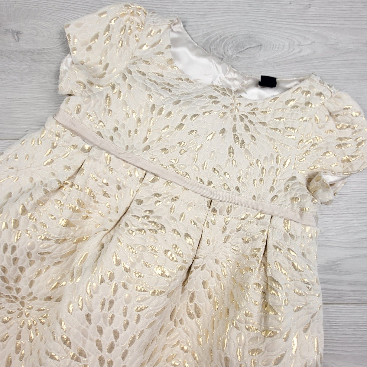Gap cream and gold special occasion dress. Size 5T