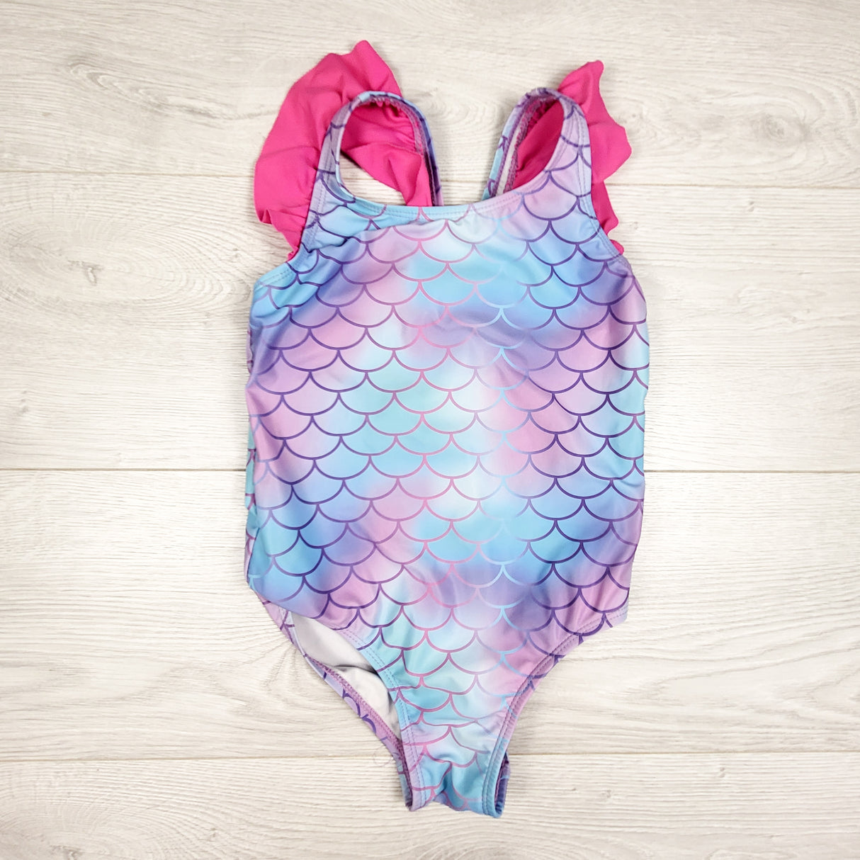 Unbranded mermaid scale one piece swimsuit. Size 6