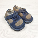 Wee Squeaks suede squeaker shoes. Infant size 4