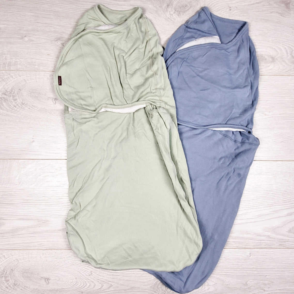 Momcozy 2-pack bamboo blend sleep swaddles