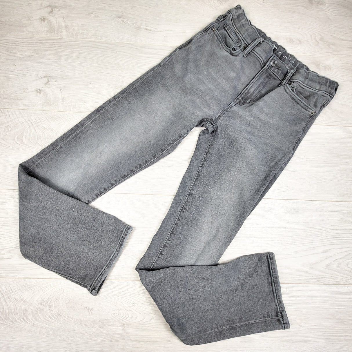 Old Navy grey slim fit jeans. Size 14