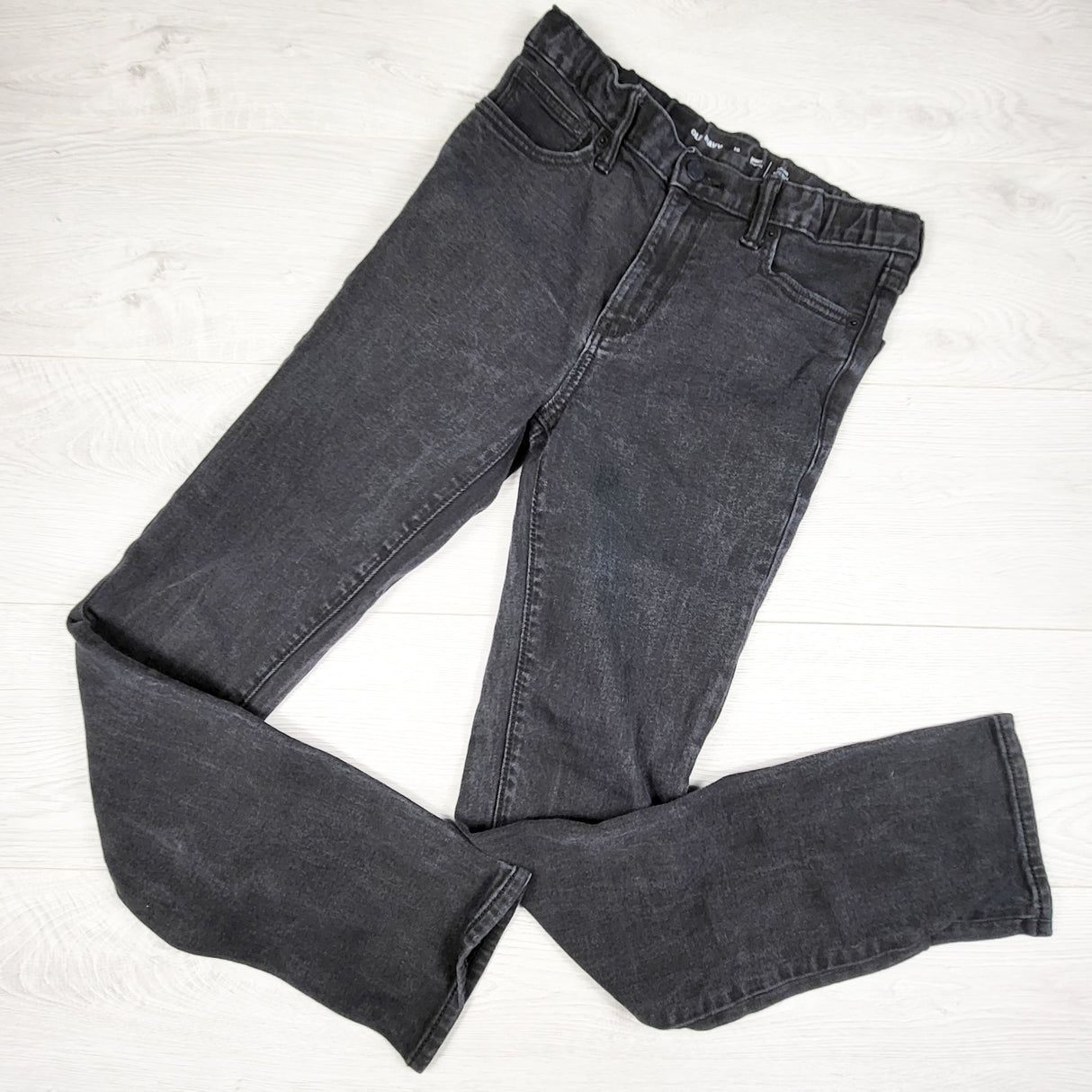 Old Navy black skinny jeans. Size 16