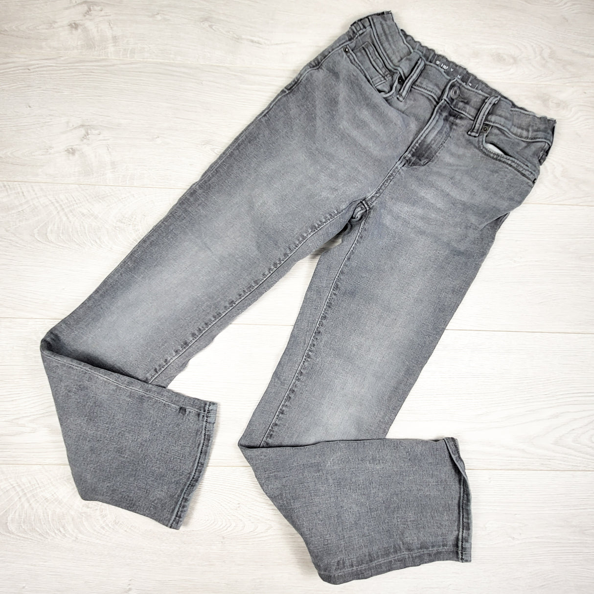 Old Navy grey slim fit jeans. Size 14