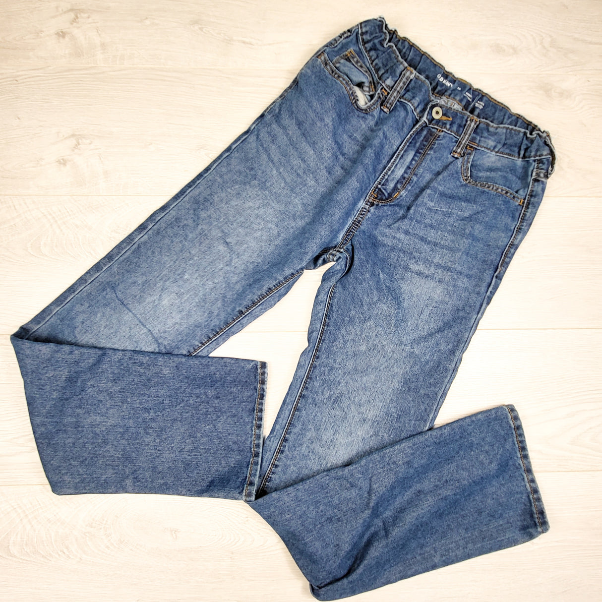 Old Navy skinny jeans. Size 16