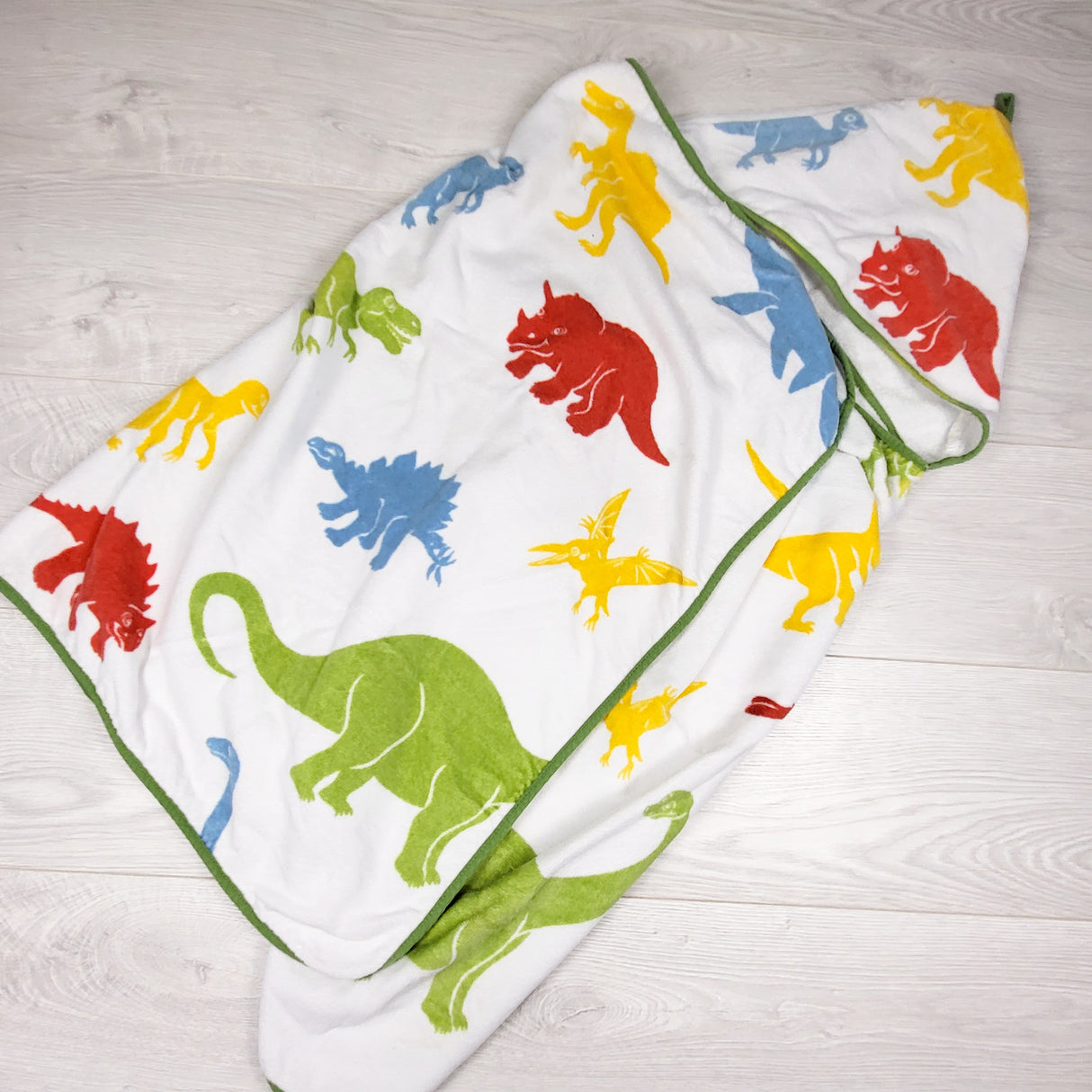 White hooded dinosaur puzzle- AS IS