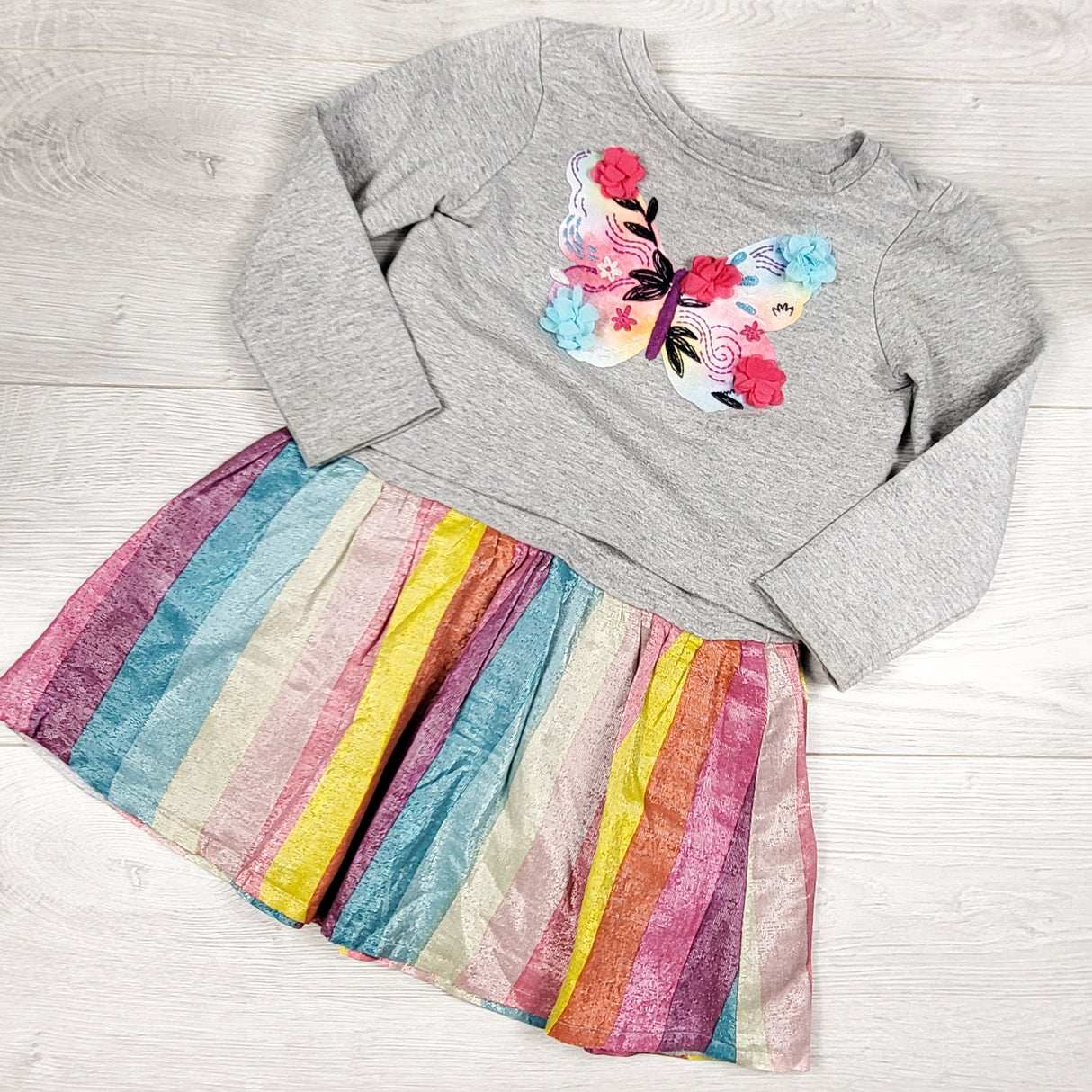 Hatley grey sweatshirt dress with rainbow skirting. Size 3T