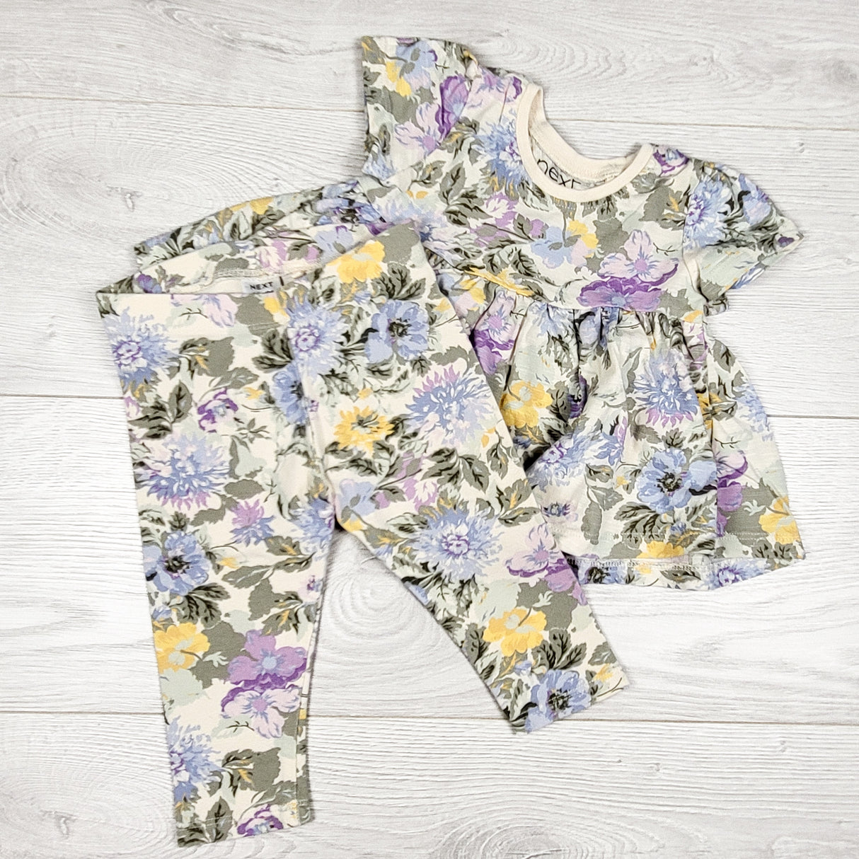 Next floral print 2pc set. Size 6-9 months