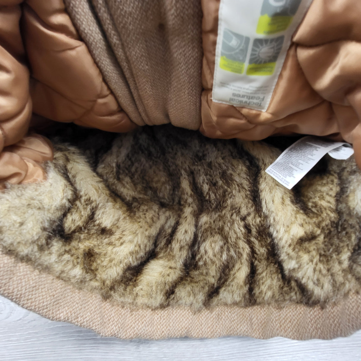 Mexx tan tweed jacket with faux fur lining. Size 18-24 months