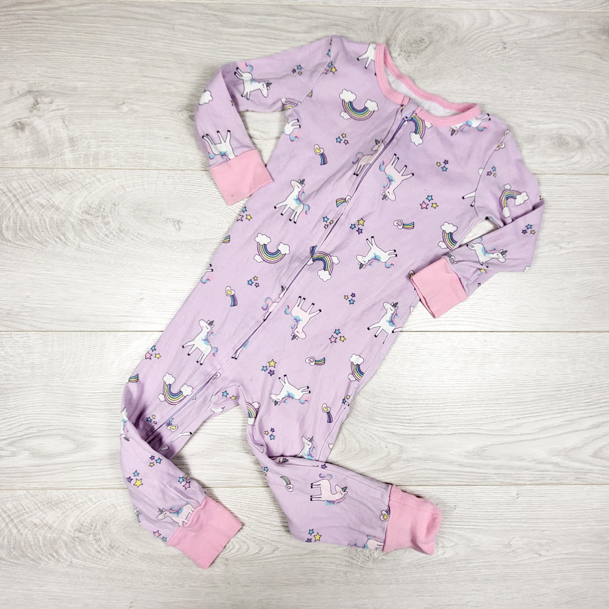 Kids Headquarters purple zippered sleeper with unicorns and rainbows. Size 3T