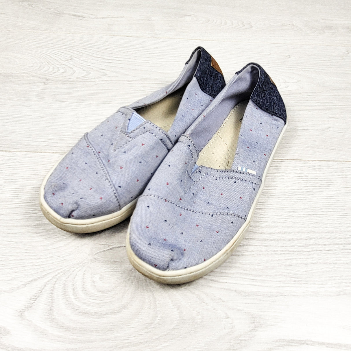 Toms blue patterned slip-on shoes. Youth size 1