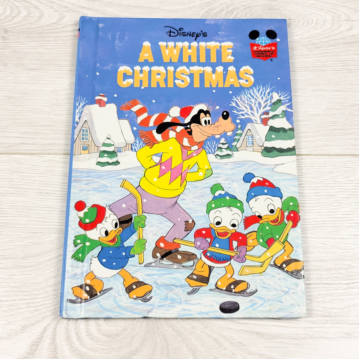 Vintage 1983 Walt Disney "A White Christmas" hardcover book