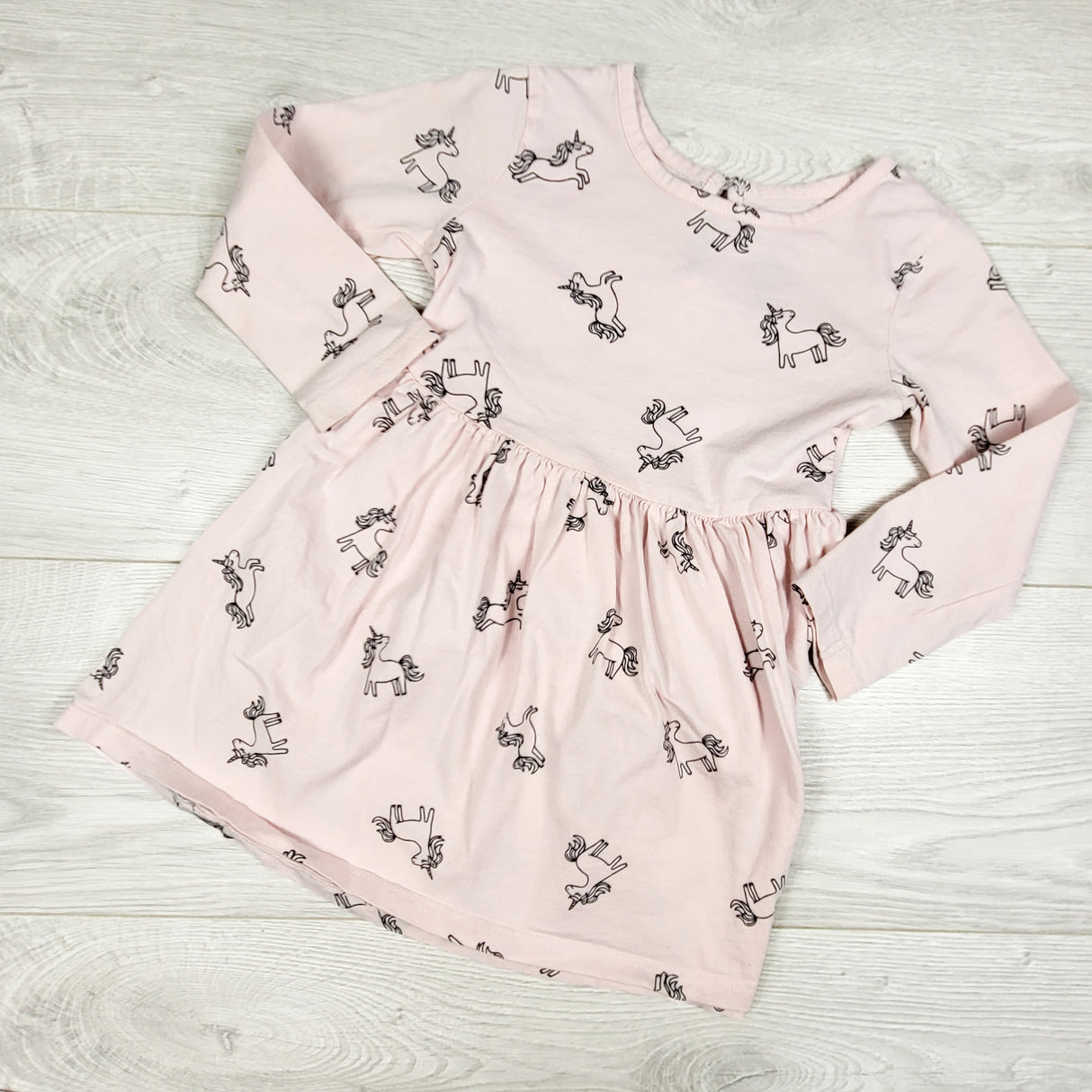 George light pink dress with unicorns. Size 3T