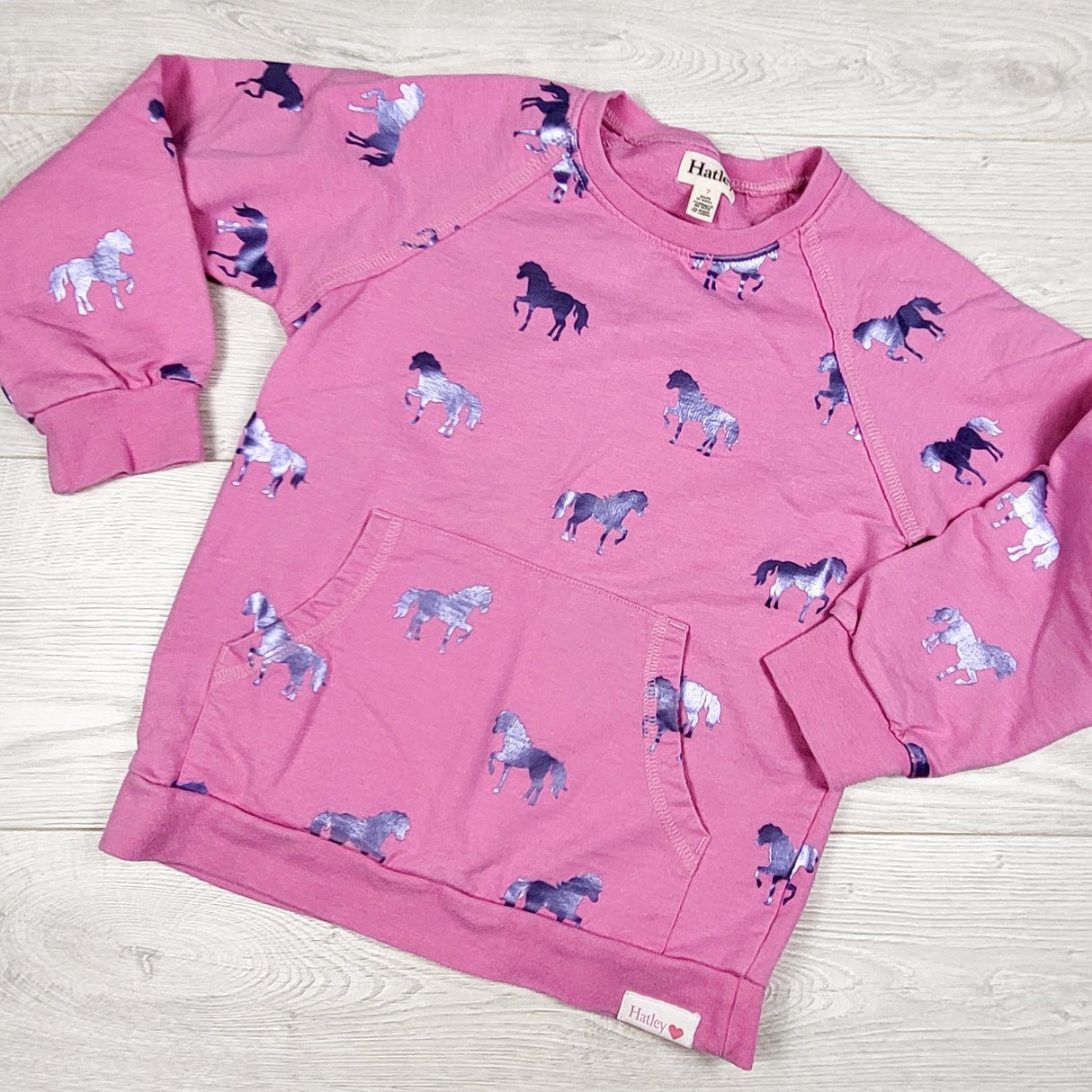 Hatley pink sweatshirt with metallic unicorns. Size 7