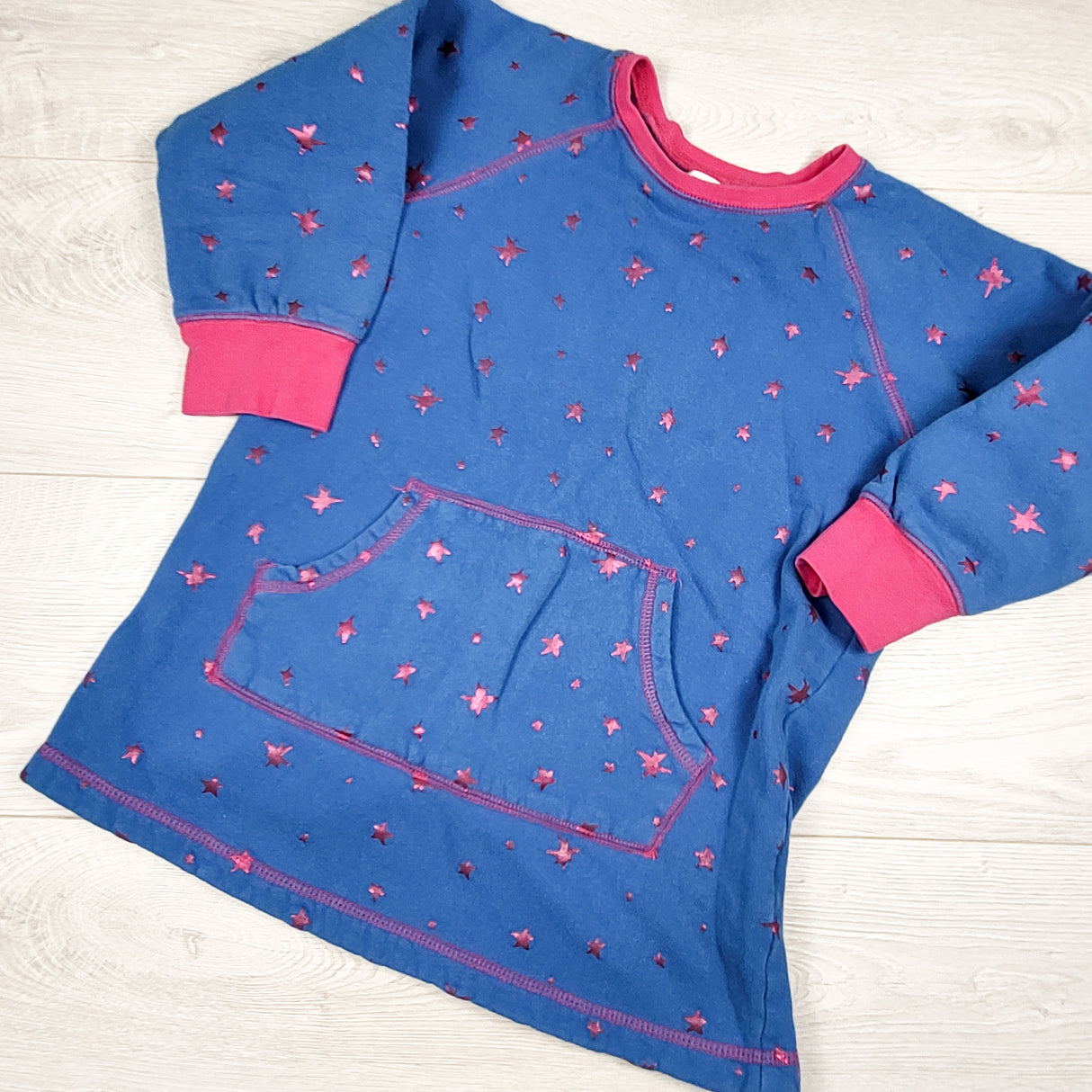 Hatley blue star print terry cloth tunic. Size 6