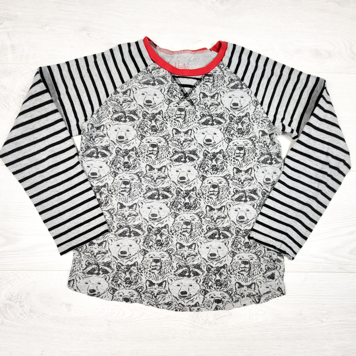Hatley grey long sleeve top with woodland animals. Size 8