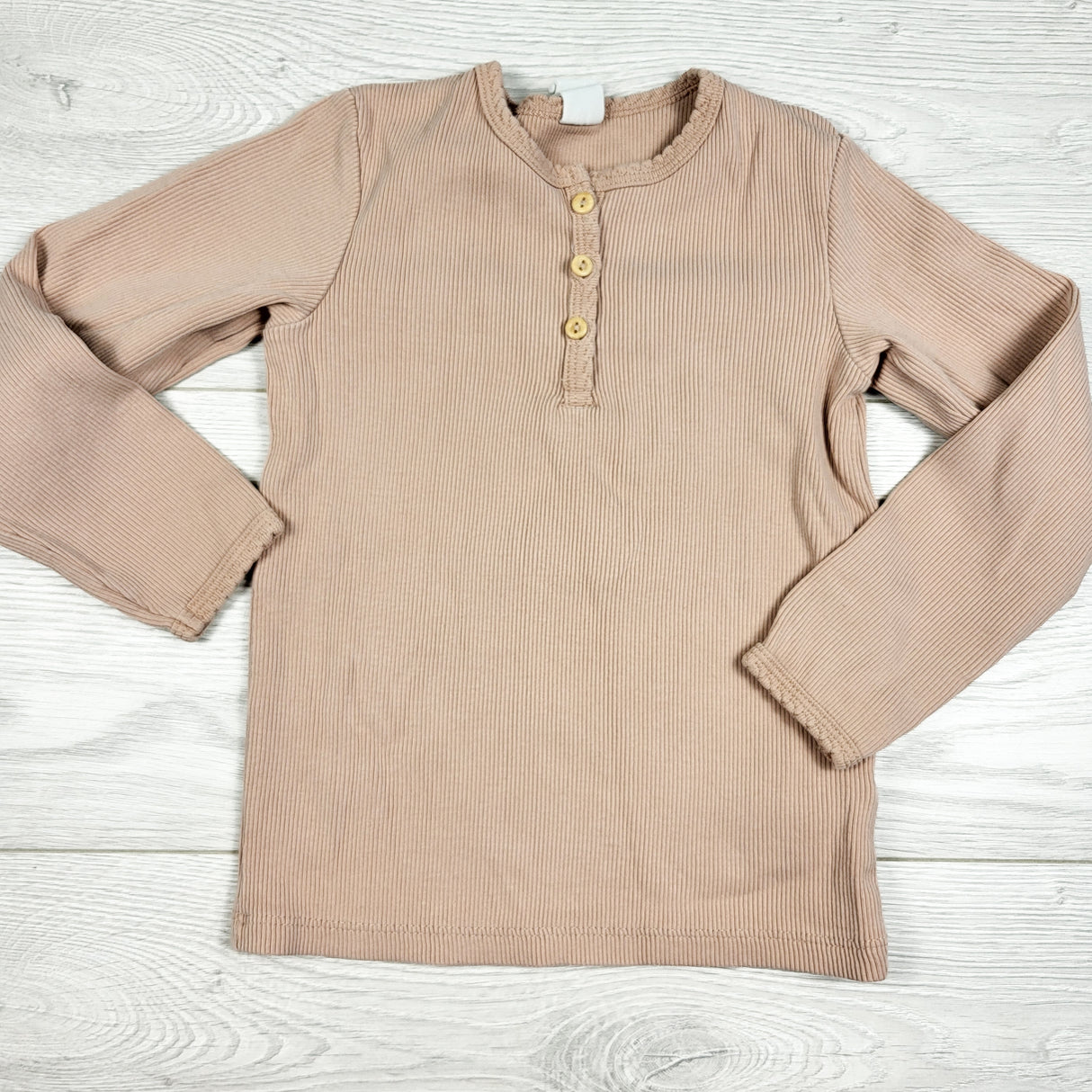 H and M pinky-beige ribbed Henley style top. Size 2/3T