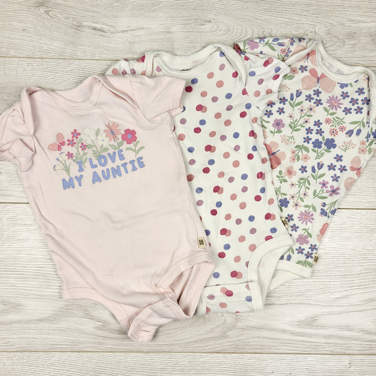 Huggies 3pc bodysuit set. Size 3 months
