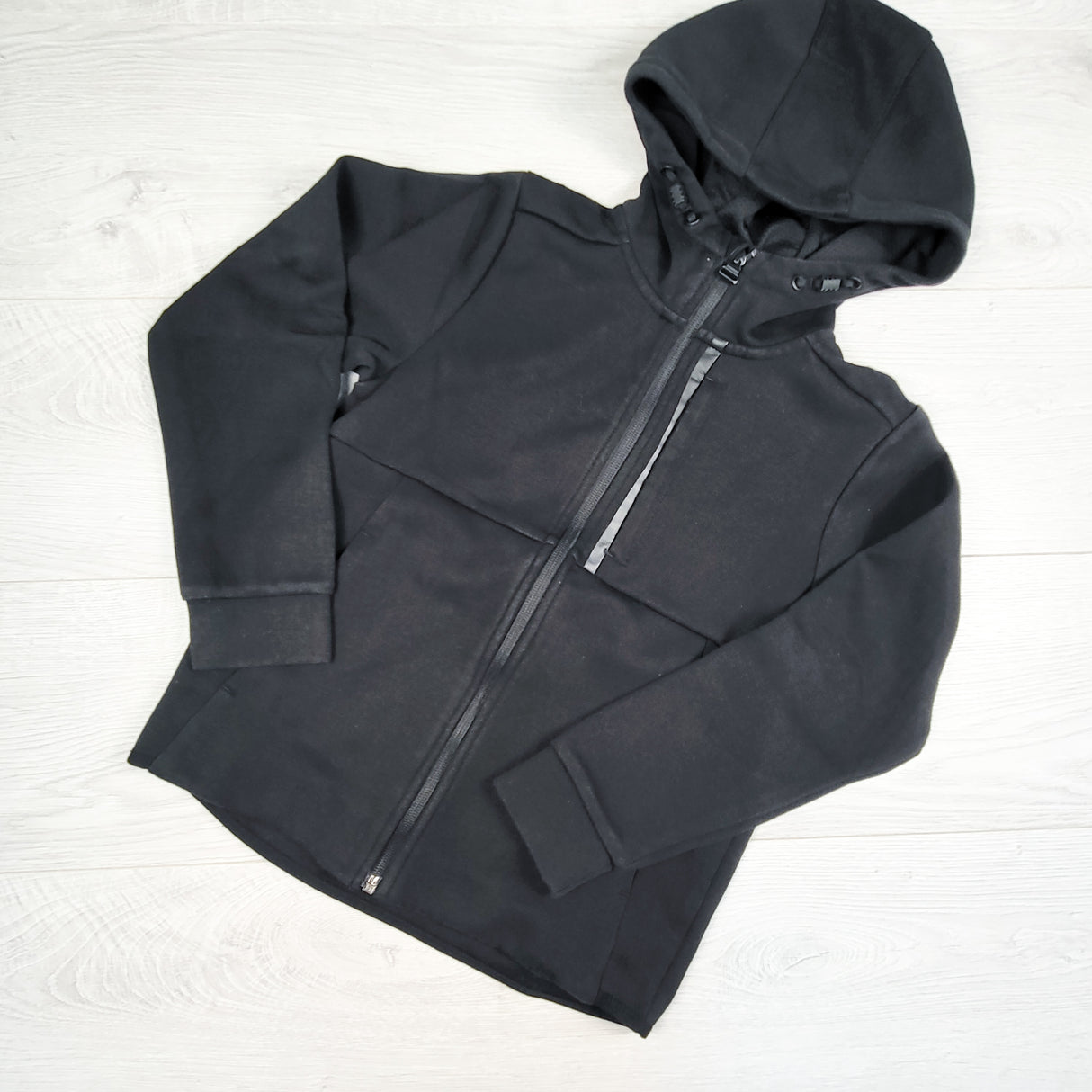 H and M Sport black zip up hoodie. Size 8-10 Years