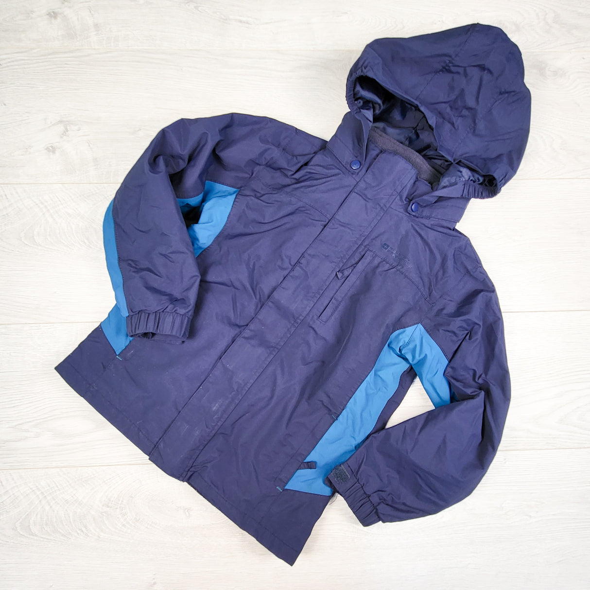 Mountain Warehouse 3-in-1 rain jacket. Size 7/8