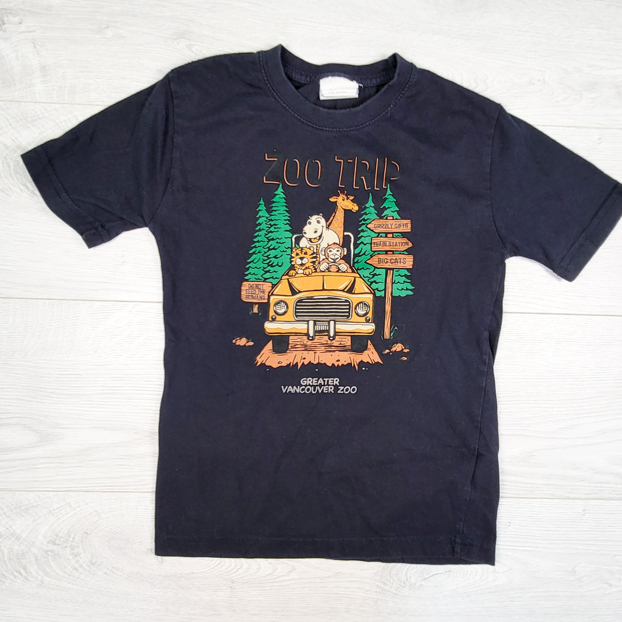 Navy Greater Vancouver Zoo t-shirt. Size 8