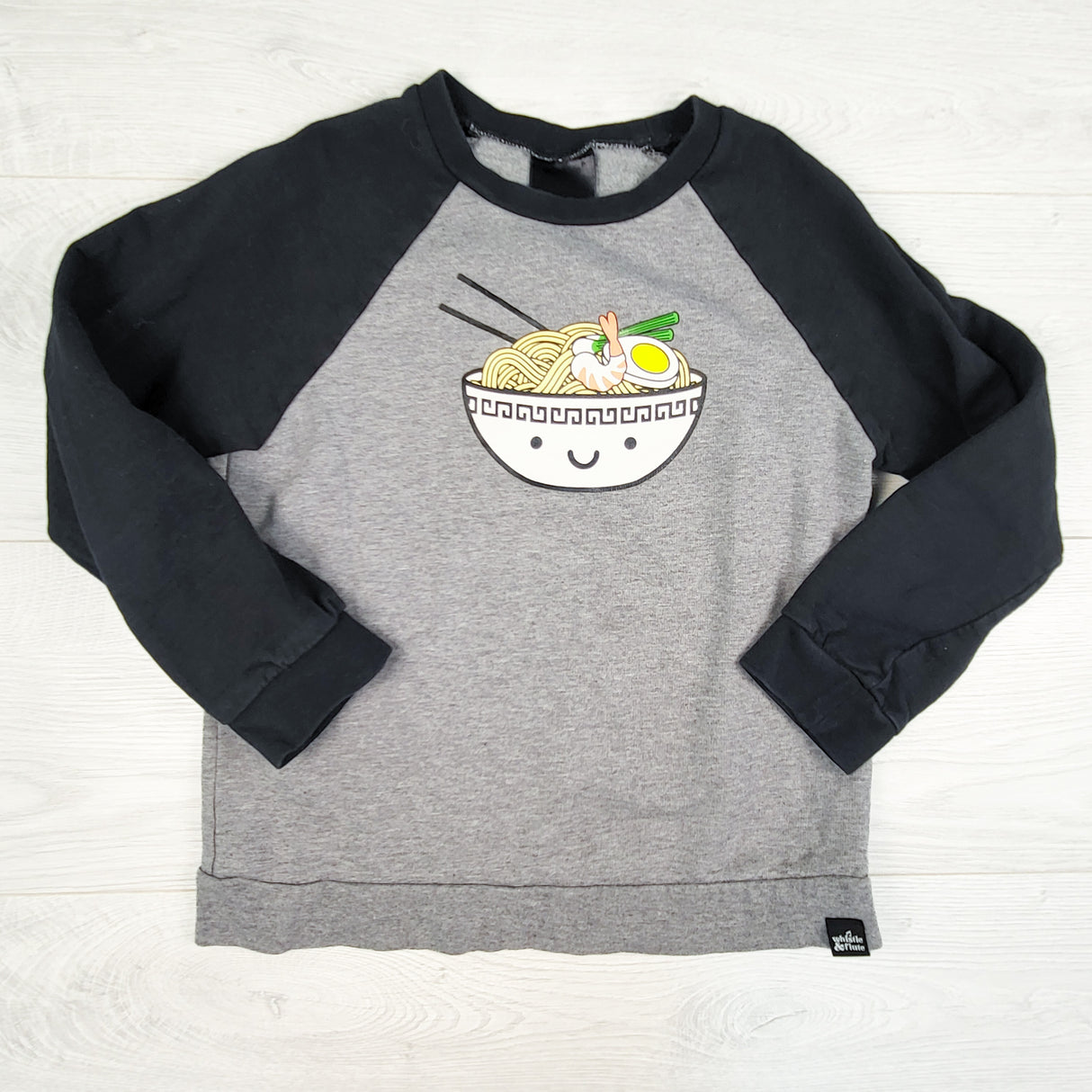 Whistle and Flute sweatshirt with ramen bowl. Size 7/8