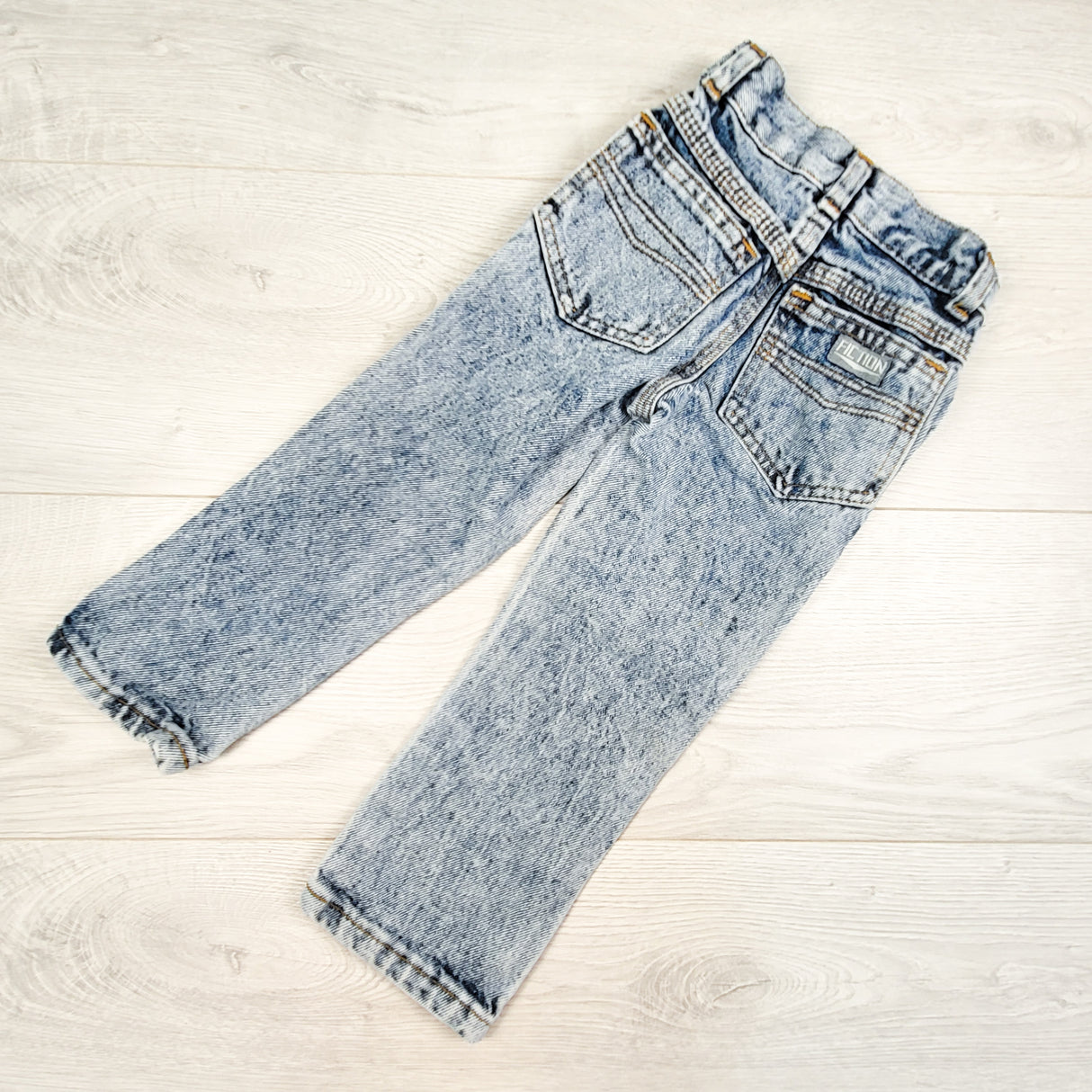 Vintage 1980s Fiction acid wash jeans. Size 3T