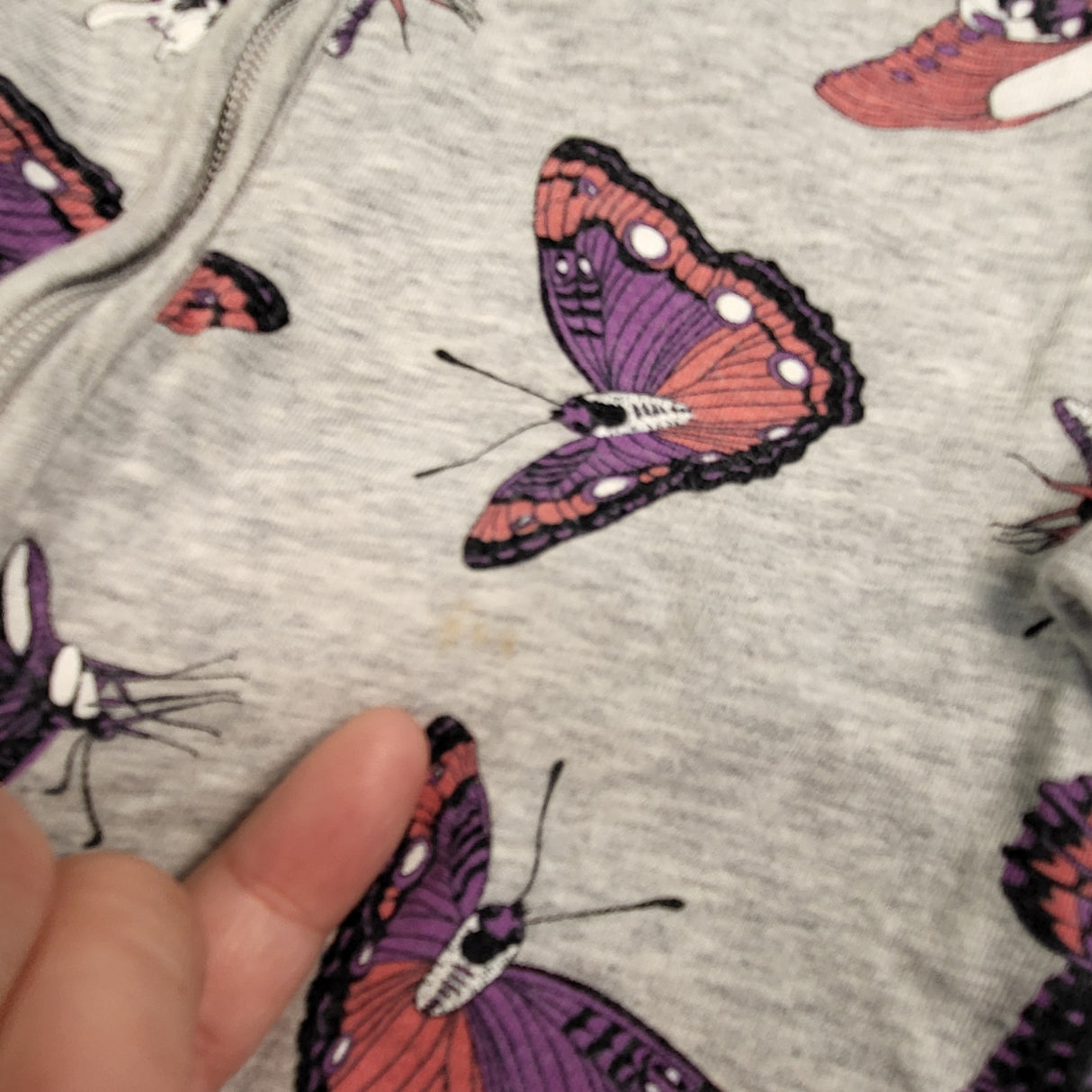 Bonds grey butterfly print wondersuit. Size 18-24 months - AS IS