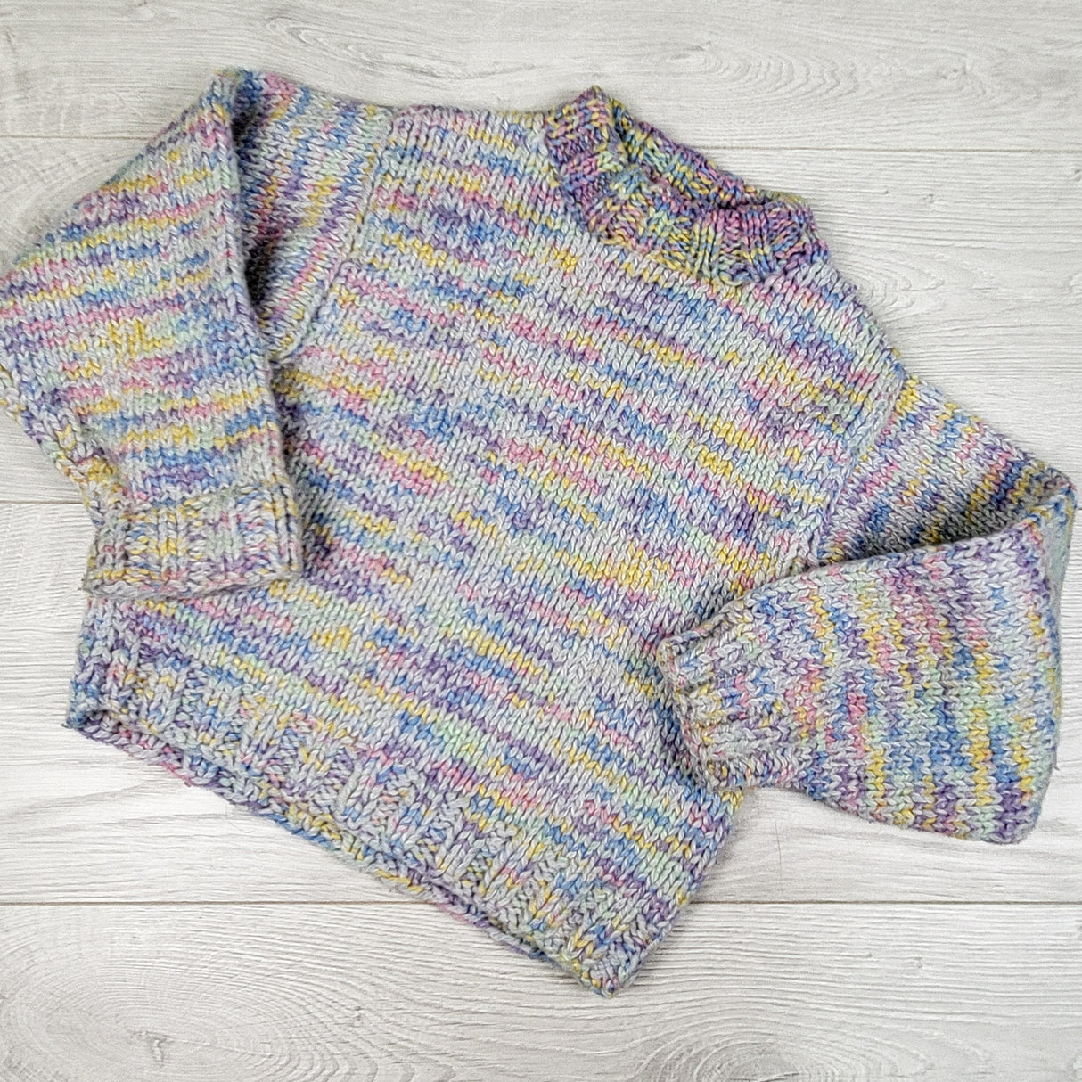 Handmade chunky knit sweater. Approx 4T