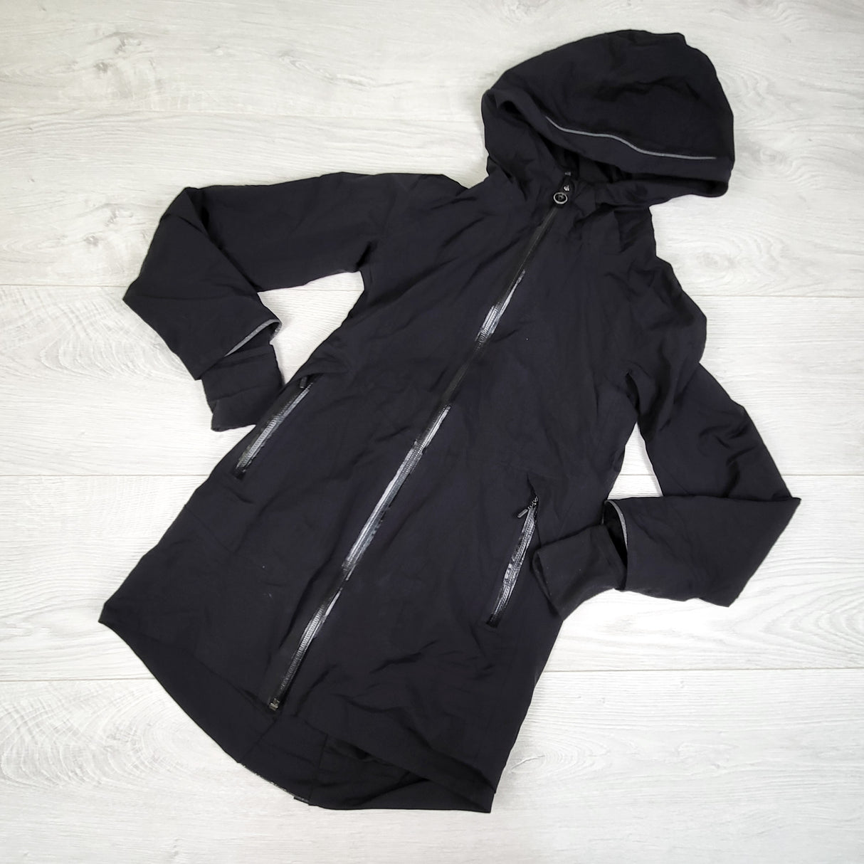 Ivivva by Lululemon "Rain On Game On" Water-Resistant Hooded Jacket. Size 6