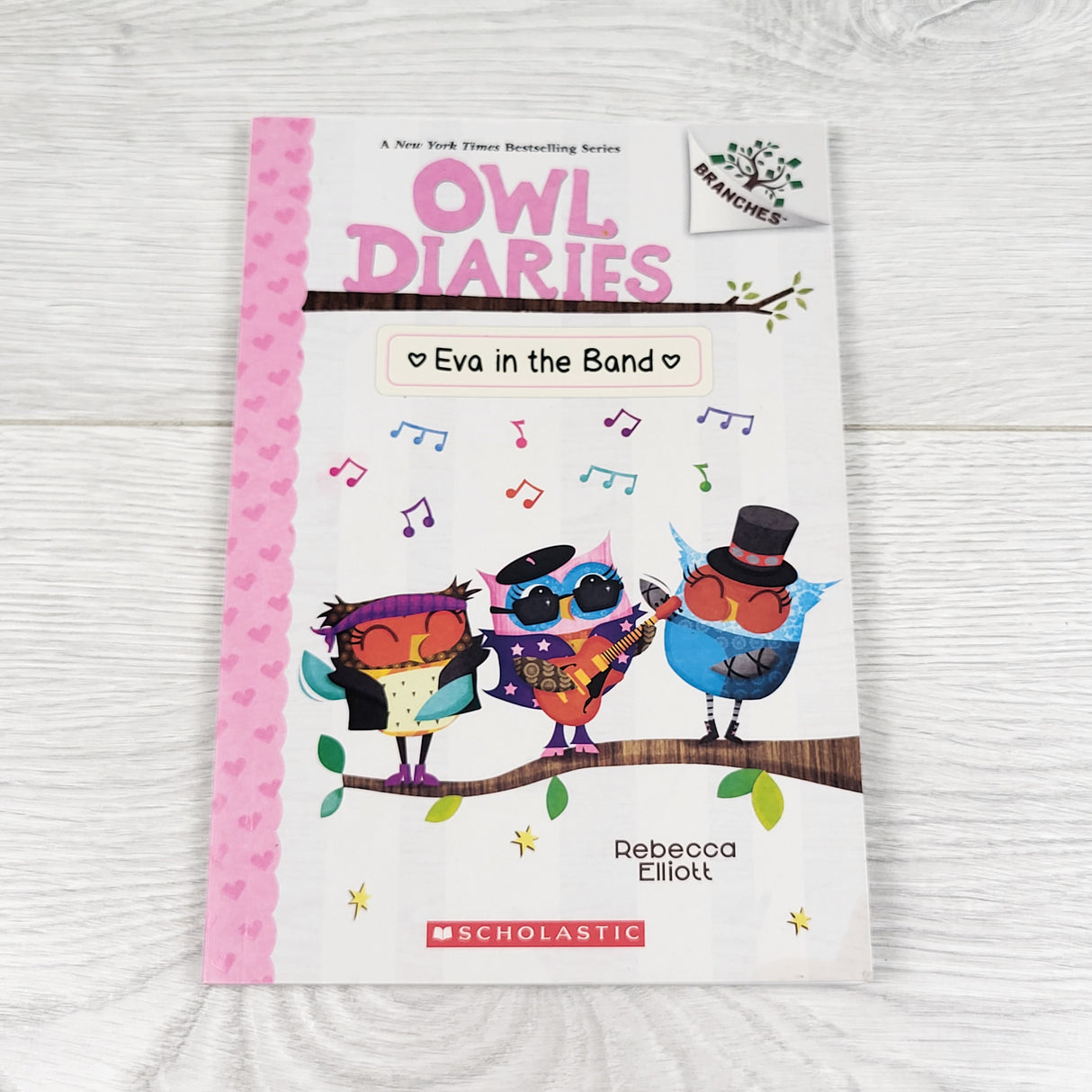 Owl Diaries: Eva in the Band. Soft cover beginner chapter book