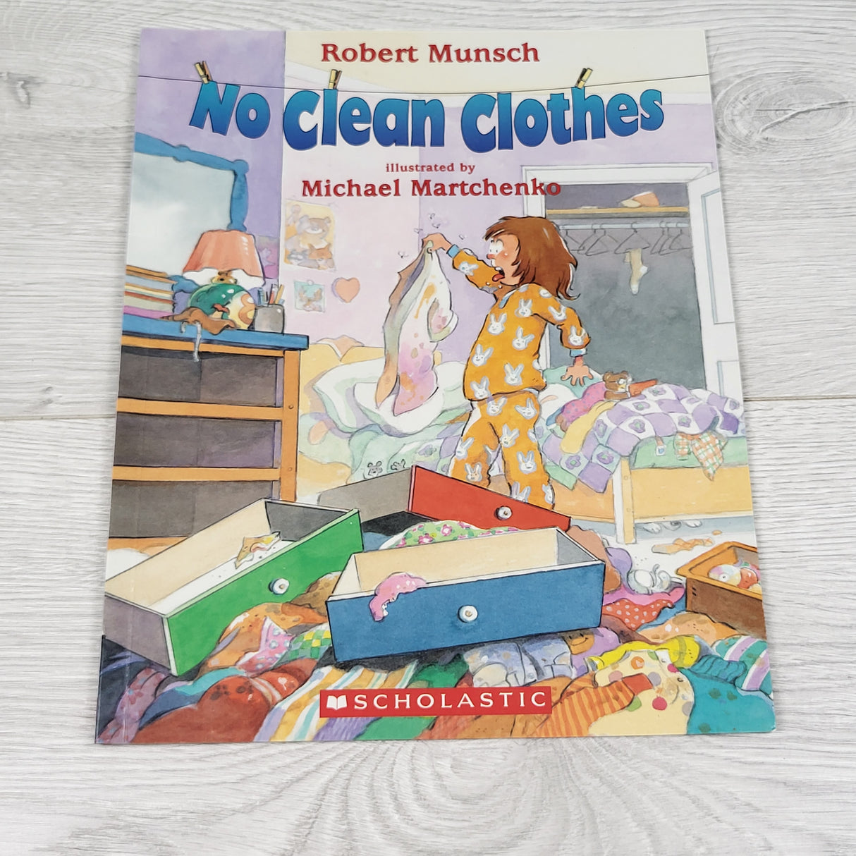No Clean Clothes. Soft cover book