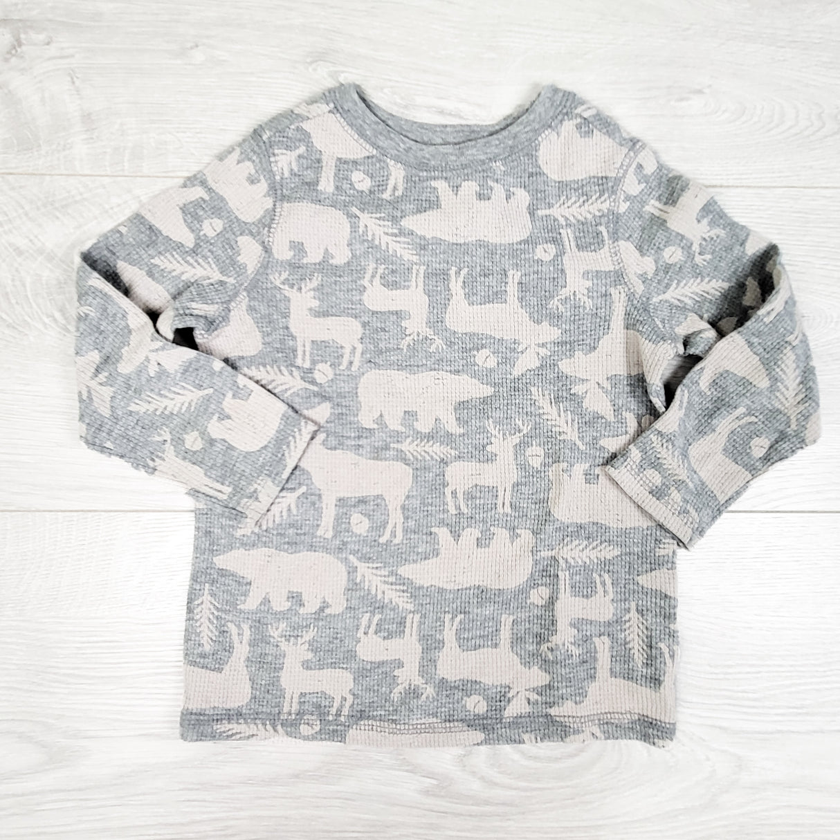 Old Navy grey waffle knit long sleeve top with woodland animals. Size 2T