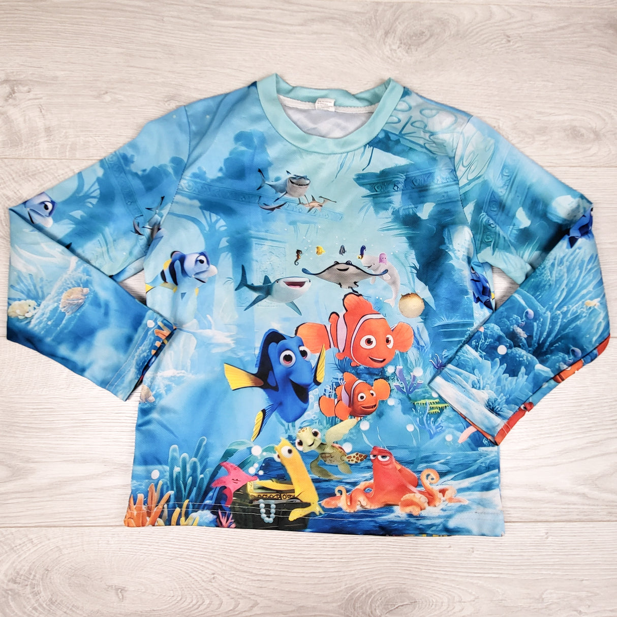 Finding Dory quick dry shirt. Size 6-8 Years