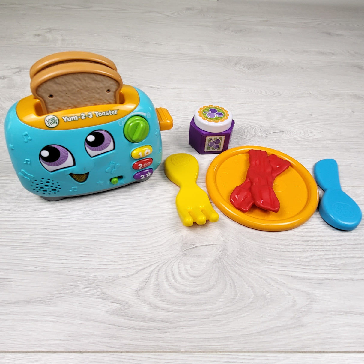 LeapFrog Yum-2-3 Toaster set