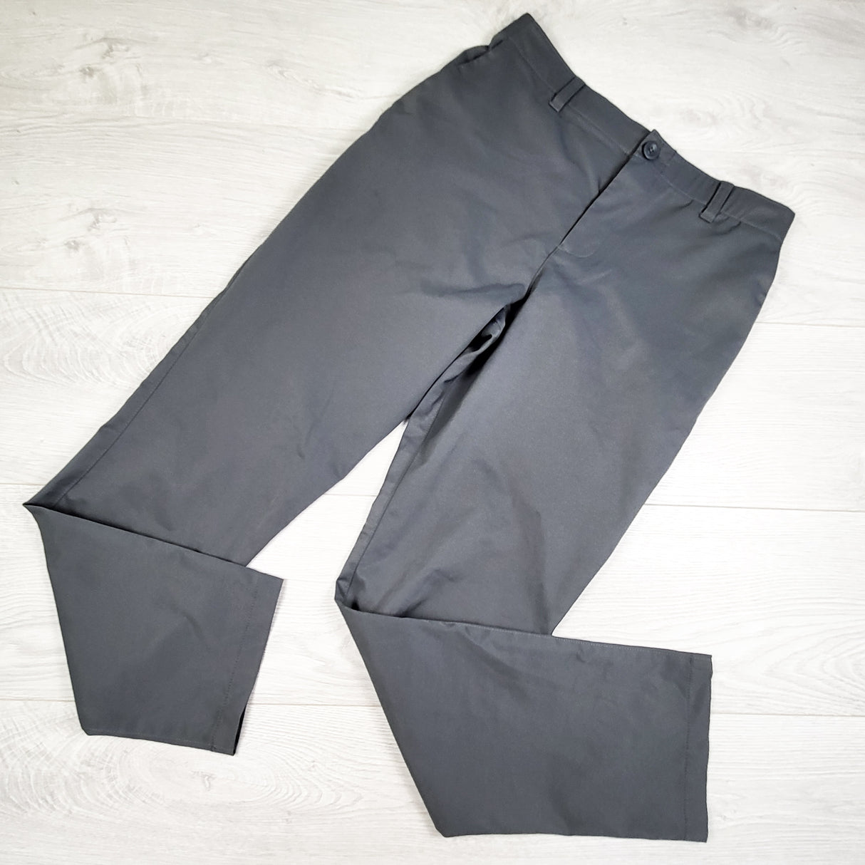 Under Armour Grey Match Play Golf Pants. Size 16