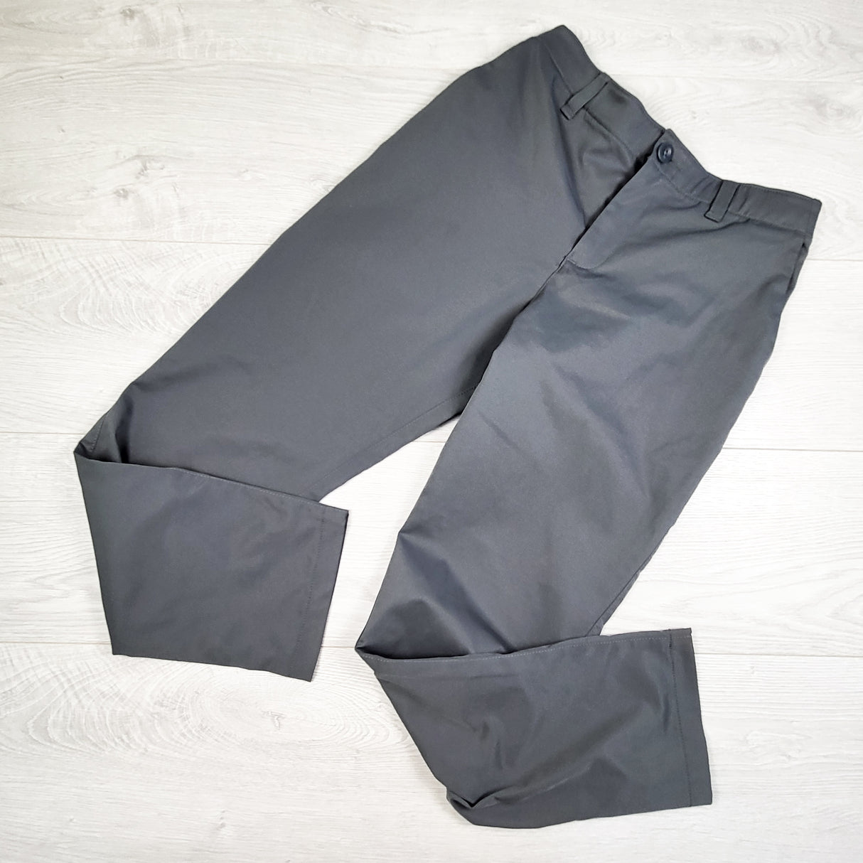 Under Armour Grey Match Play Golf Pants. Size 14